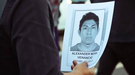 Alexander-Mora-Venancio-Ayotzinanpa