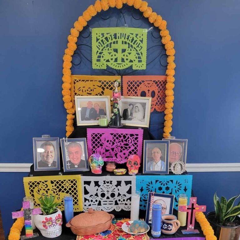 Cómo hacer un Altar para el Día de los Muertos